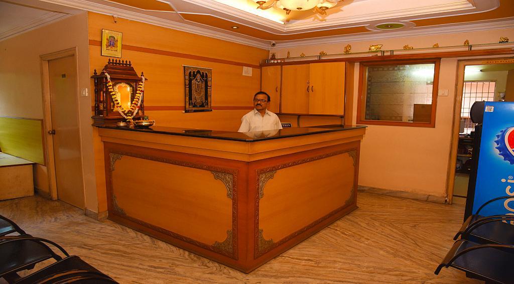 Hotel Vishnu Residency Visakhapatnam Extérieur photo